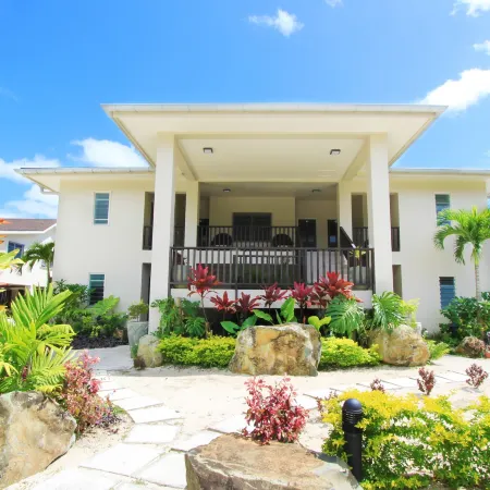 Moana Sands Villas & Apartments