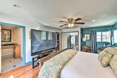 Elegant Home w/ Pool Table: 3 Mi to Vegas Strip!