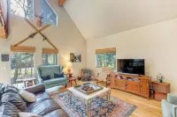 Beautiful McCall Cabin Perfect for Families!