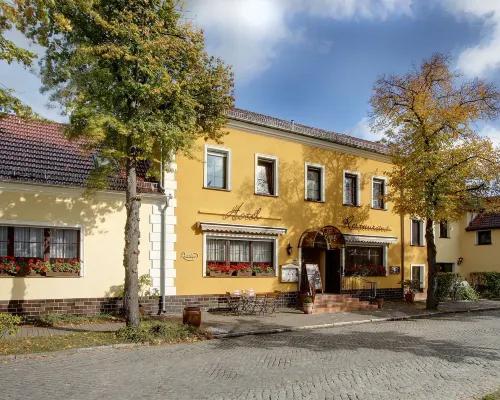 Hotel-Restaurant Alter Krug Kallinchen Hotels in Zossen