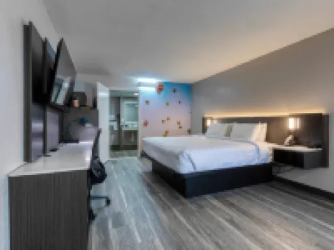 Clarion Pointe Decatur Downtown Hotels in Decatur