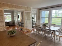 The Harbor Inn
