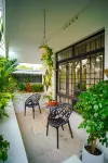 The Island House 2 BHK Lake View Homestay - 빌라