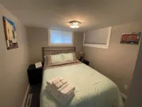 Old Town Modern 2bed/1bath home with patio & yard