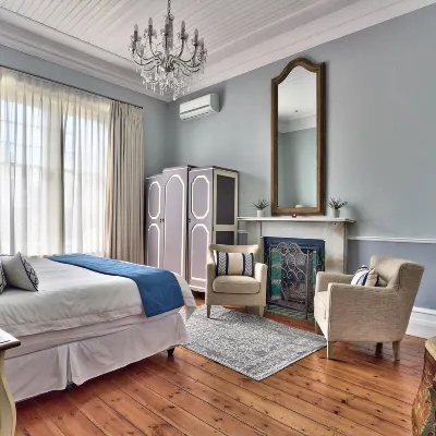 Parker Cottage Guesthouse Отели рядом с достопримечательностью «Тамбурсклоф»
