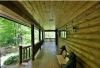 Large cozy log cabin in Wisconsin, Close to miles of ATV/ UTV trails Hotel di Clam Falls