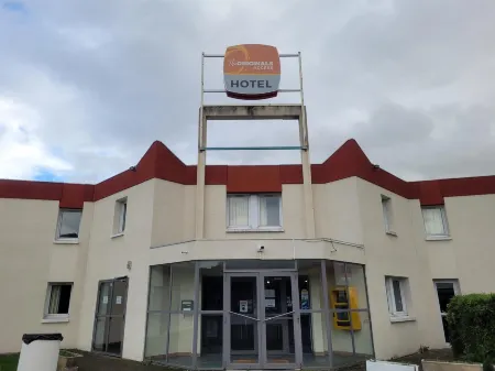 The Originals Access, Hôtel Clermont-Ferrand Nord Отели рядом с достопримечательностью «Сад Отель де Виль»