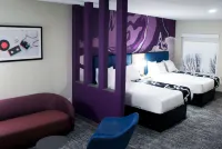 Spring Place Inn & Suites Hotels in Memphis