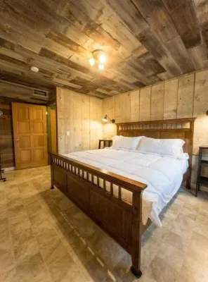 The View House—Just minutes from SOZO. Hotels near Yakima Bible Baptist Church