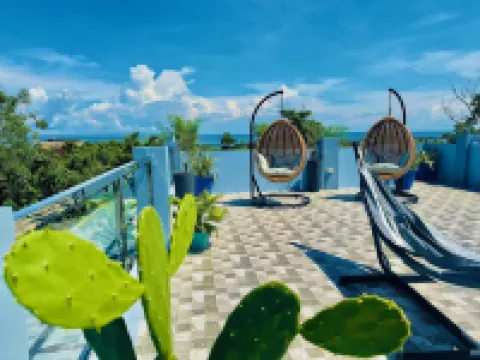 Your Perfect Hideaway, Uncompromised Comfort, and Much More! 聖菲酒店