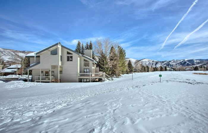 Luxe Vail Valley Retreat w/ Hot Tub!