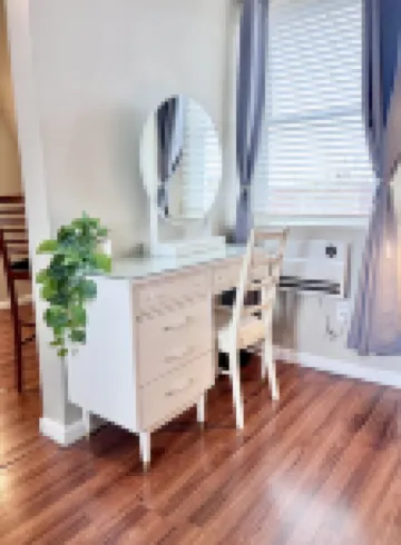 Tower Grove 3rd Floor Studio - 4mi to SLU & Barnes - Shared Laundry Pet Friendly