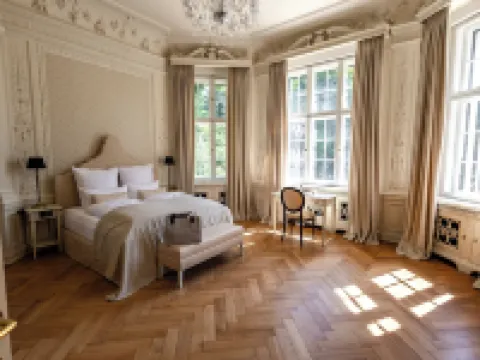 Schlosshotel Neustrelitz Hotels in Neustrelitz