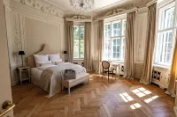 Schlosshotel Neustrelitz Hotels in Granzow