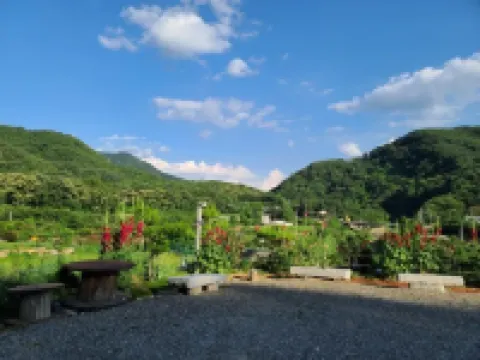 Yeoncheon Seonnyeobawi Pension