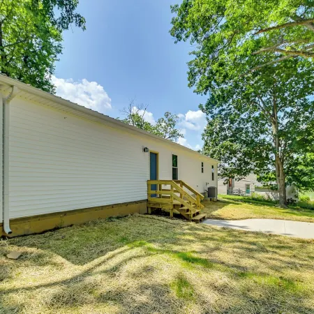 Serene Dry Ridge Vacation Rental w/ Nearby Fishing