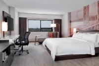 Teaneck Marriott at Glenpointe Отели в г. Тинек