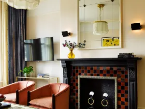 The Hotel Chelsea