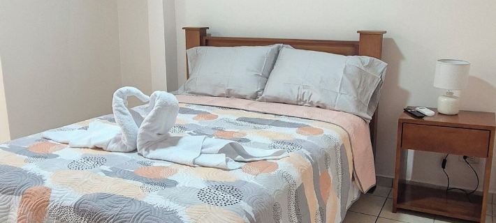 Velaz Guesthouse Hotels in Alajuela