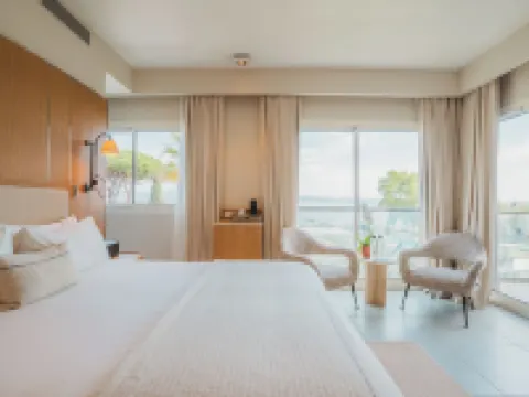 キューブ ホテル サン トロペ サン・トロペのホテル