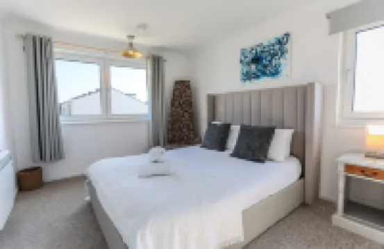Tides - Beach Front Apartment in Bracklesham Bay