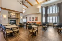 Best Western Plus A Wayfarers Inn and Suites - Frühstück