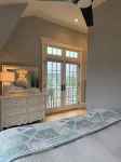 Breathtaking views of the Ocean, Incredible Sunrise, Sunsets and Jenness Beach