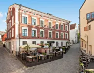 Donners Hotel