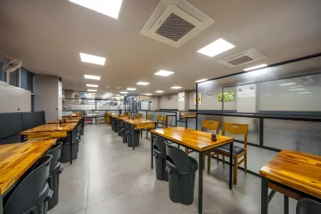 Yeosu Samhak 1947 Pool Villa (Romantic Pocha) Отели в г. Йосу