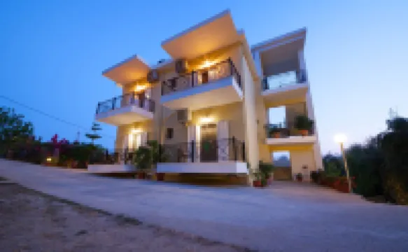 ไอโอเนียน วิว เจม - ปาร์กา การ์เดน เนสต์