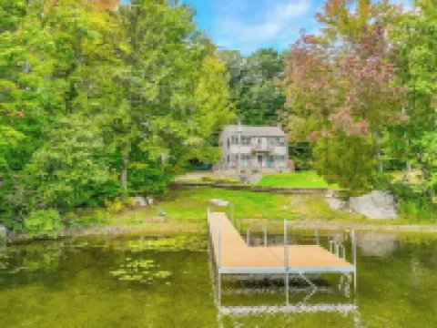 Windham Wind Down-Dock, Kayaks, SUPs, Fishing Rods Hotels in Windham