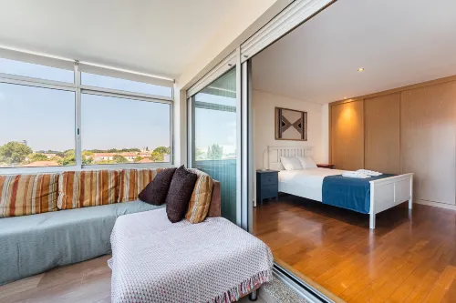 GuestReady - Modern haven with a balcony