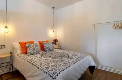 STYLISH & SPACIOUS STUDIO- 4 MINUTES WALK TO BEACH Hotels in Albufereta