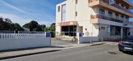 Cit'Hôtel le Quai 9 , ex le Challans