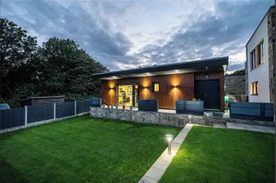 The Luxury "Shed" Hotels near University of Huddersfield Queensgate Campus