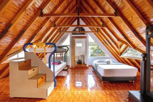 Luxury villa/jet ski/boat/launch/reservoir front/wifi