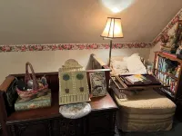 Near US Open Oakmont Country Club Free Transport Charming Victorian Guest House Hotels in Aspinwall