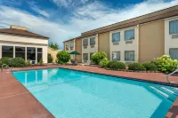 Quality Inn West of Asheville