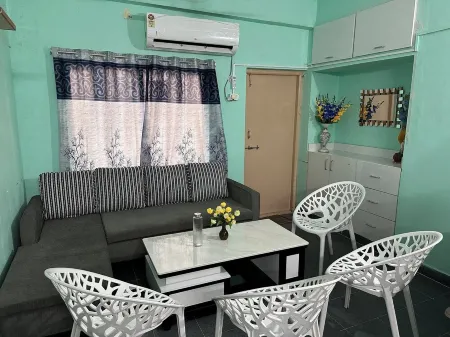 Jasmine Beach Stay 2BHK apartment on Beach Road in brilliant Vizag w/WiFi + 3xAC