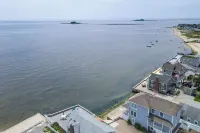 Cozy Westbrook Vacation Rental - Walk to Beach! - en bord de mer