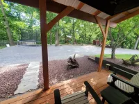 Air Hill Haven- Quiet peaceful secluded apartment