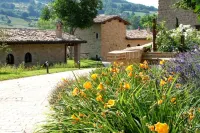 La Casa Della Torre Отели рядом с достопримечательностью «Buntzen Lake»
