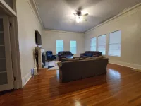 Spacious unit near LA TECH & GSU Lots of natural light LARGE yard3 bed- 2 bath