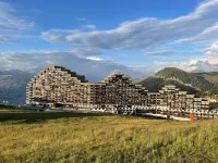 Studio Skiuus, Moderne Directement sur les Pistes. Un Casier à Skis est Inclus Hotels in Aime