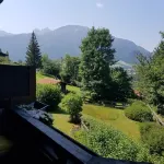 Cozy vacation apartment with large balcony. Mountain view included. Hotels in Pfronten