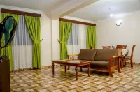 Romantic Kenyan family-sized apartment w/hot tub-20 min from the CBD. Hotels in West Kajulu