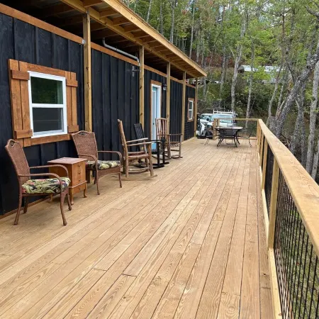 Whistling Holler Cabins #3 "Nan's Bear Den" 1511 Round Hill Rd Bryson City, NC