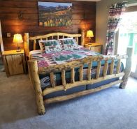 Cozy 4-Bedroom Cabin w/ Hot Tub + King Master Bed