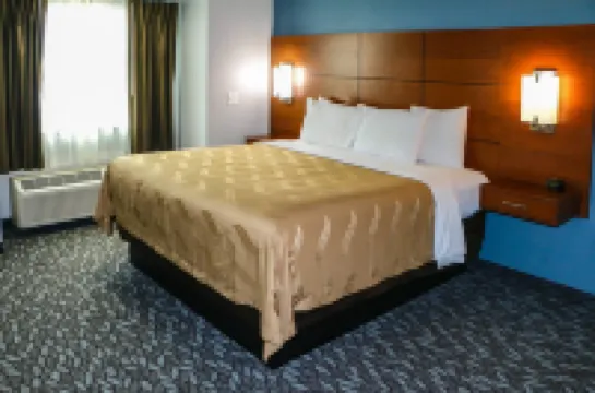 Quality Inn & Suites Watertown Fort Drum Hotels in 