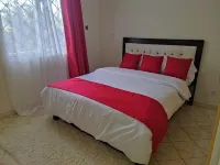 Welcome to this cozy apartment located close to the airport. Enjoy your stay